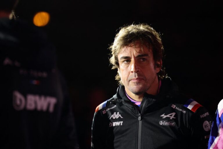 Alonso hoping for competitive start to new F1 era