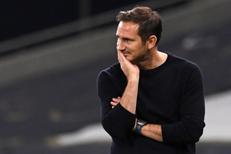 Lampard fumes as Man City survive Everton scare