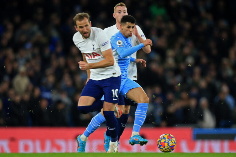 Spurs boss Conte says Kane fit to face Burnley