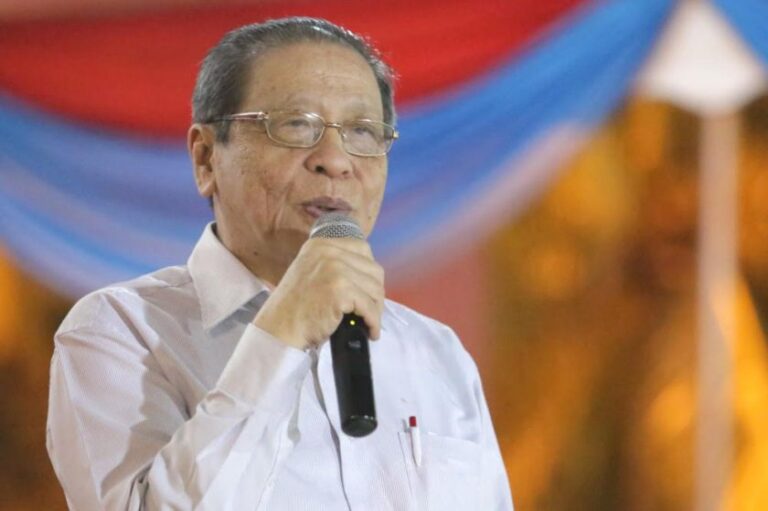 Kit Siang says birthday wish is for Johor voters to tell ‘between right and wrong’