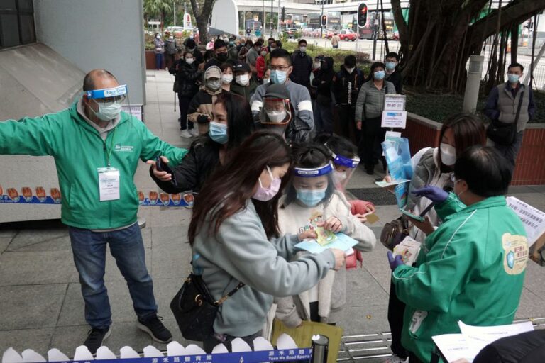 Hong Kong parents rush to vaccinate children as Covid surges