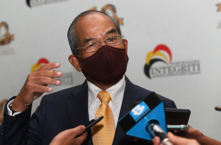 EAIC says no evidence of police ‘cartel’ previous IGP alleged