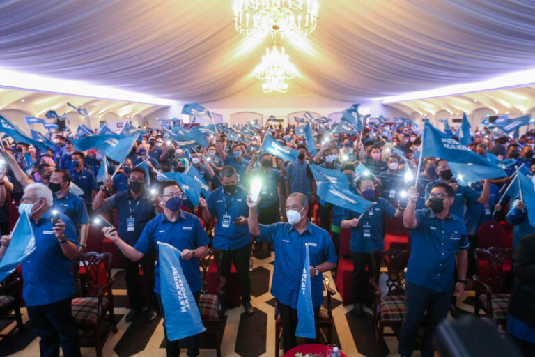 Johor polls: Perikatan headlines former MB Dr Sahruddin Jamal in candidate line-up