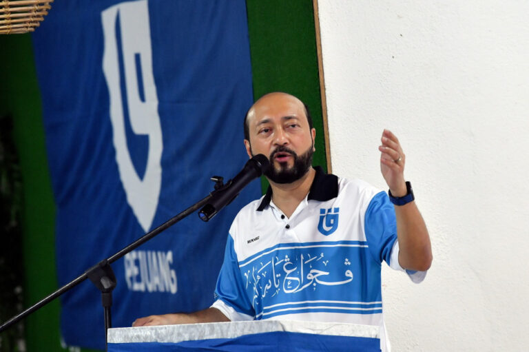 With multiple challengers in Johor poll, Mukhriz admits Pejuang may split Opposition votes but says never intended to do so