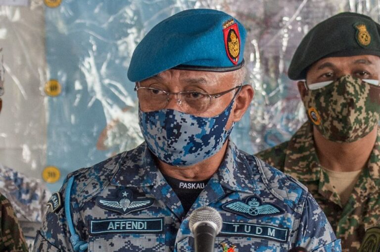 Malaysian Armed Forces chief Affendi Buang conferred Singapore’s highest military award