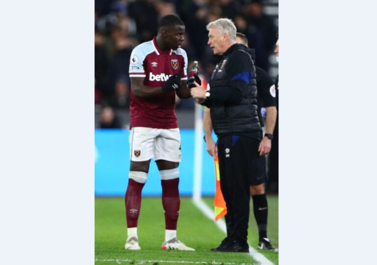 West Ham boss Moyes urges Zouma to focus on football