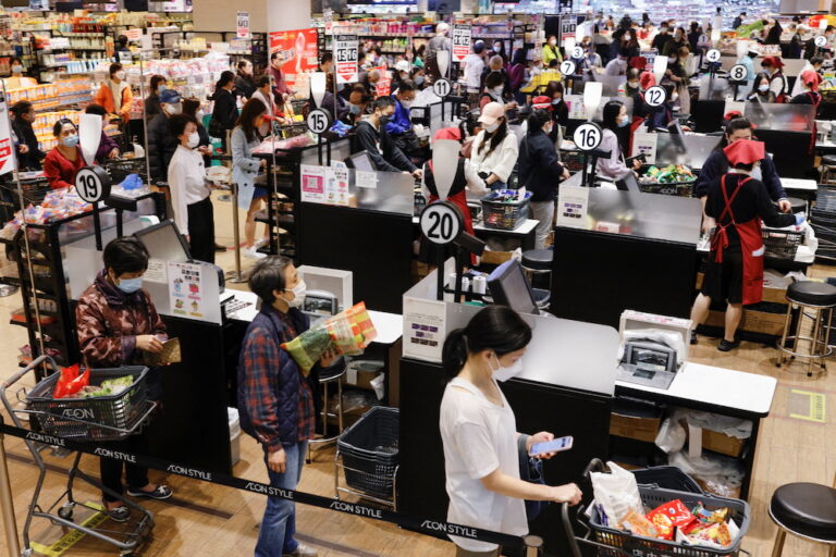 Hong Kong retail chains ration staples to curb Covid panic buying