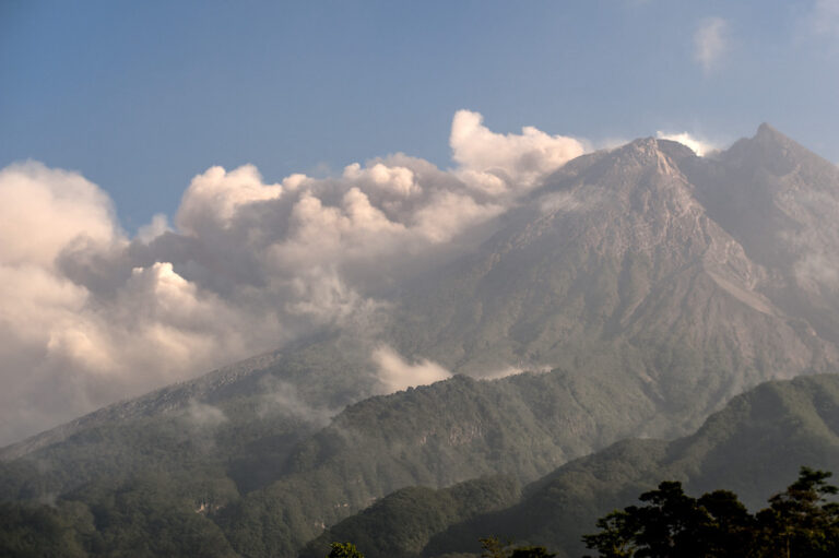 Indonesia’s Merapi spews out volcanic lava and ash, hundreds evacuate