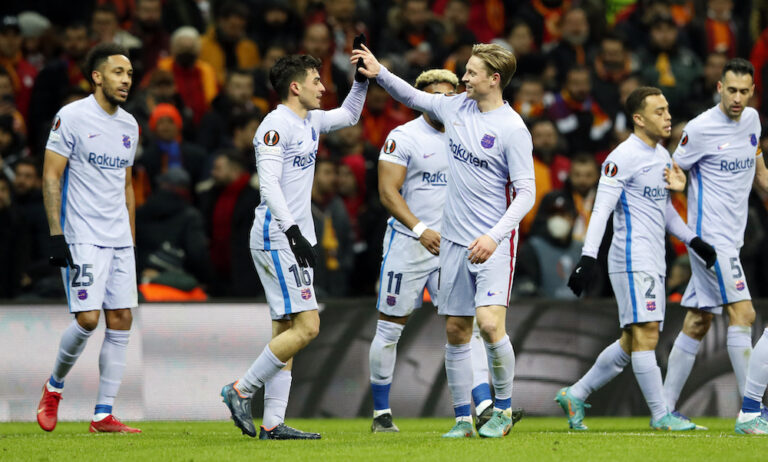 Barcelona fight back to reach Europa League quarter-finals