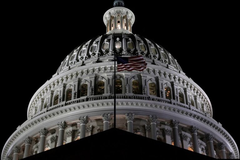 US Congress nears deal on Ukraine aid, govt funding bill