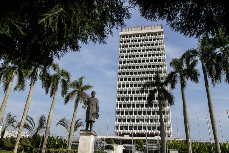 Government debt, economic growth data under spotlight in Dewan Rakyat today
