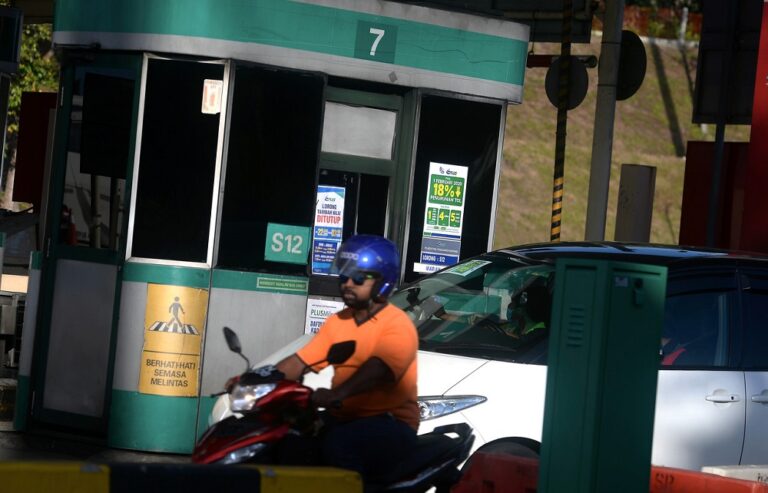 Border reopening: Users must still tap Touch ‘n Go card on scanners at toll plazas, says PLUS