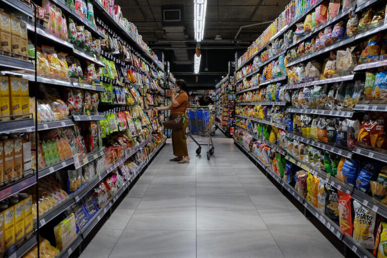Malaysia’s retailers to enjoy better sales at 6.3pc in 2022, but challenges include Malaysians’ weaker buying power with rising prices