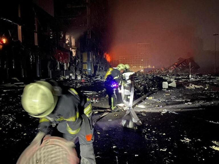 At least six dead in overnight bombing of Kyiv mall