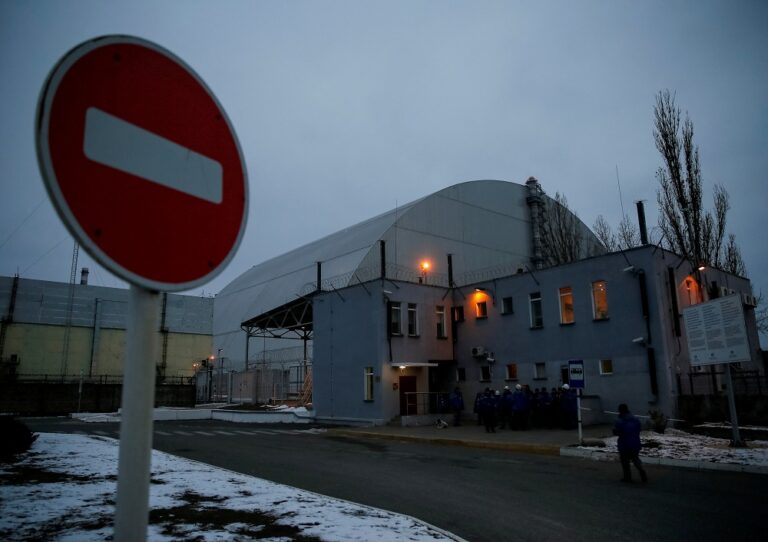 Russians leave Chernobyl with Ukrainian troops as hostages: Kyiv
