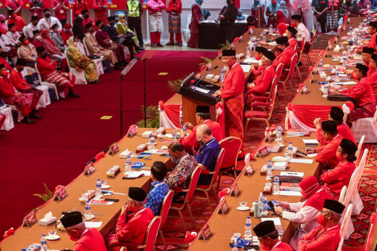 Umno Supreme Council, ministers support president’s stand for party, govt to be aligned