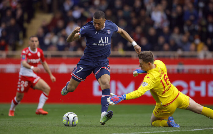 Paris St Germain slump to heavy defeat at Monaco