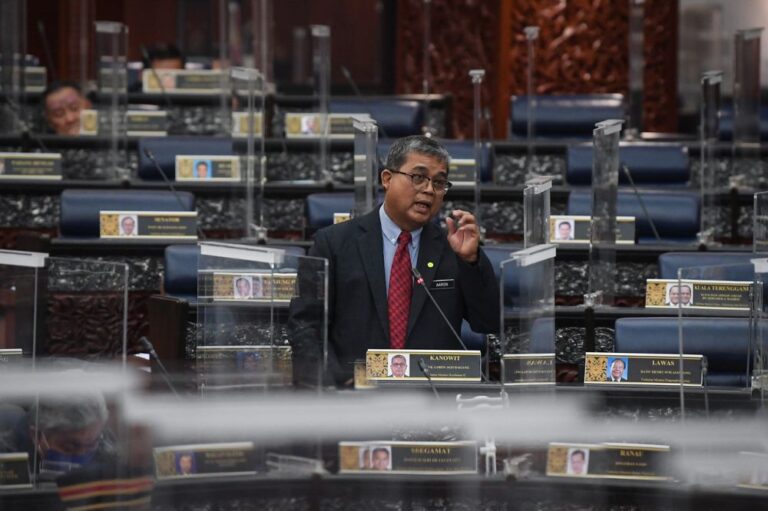 Health Ministry to spend RM3.4b on absorbing medical professionals, deputy health minister tells Dewan Rakyat