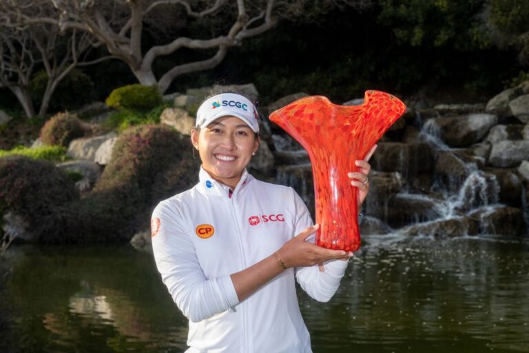 Thai teen wins playoff to capture first LPGA title