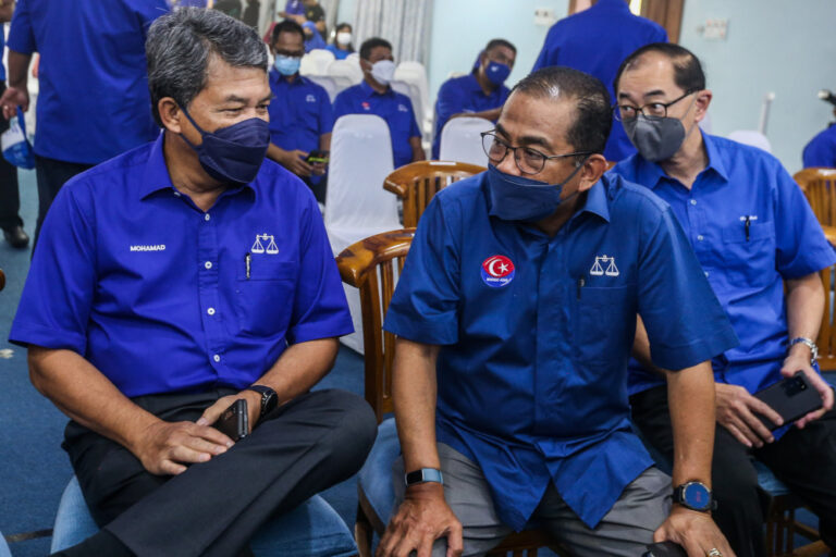 What is your stance on party-hopping, Umno veep asks Perikatan