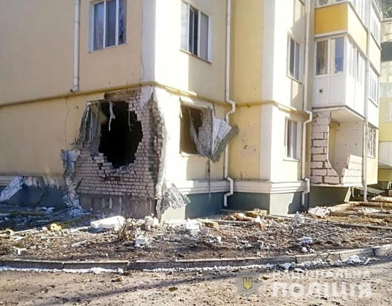 Ukrainian forces advance east of Kyiv as Russians fall back