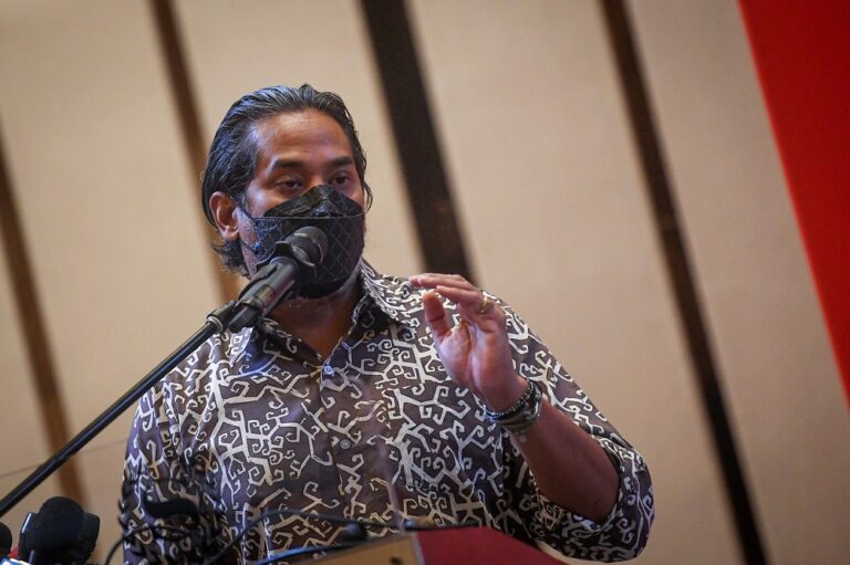 Malaysia’s border reopening: Get Covid-19 booster jabs as soon as possible, Khairy tells Sabahans