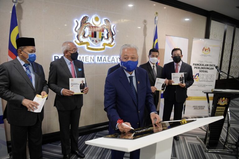 PM: Govt to allocate RM13.4m a year for poor households registered in eKasih via insurance protection plan