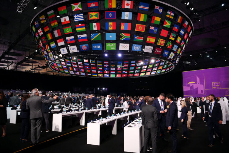 Fifa heads for record US$7b revenues