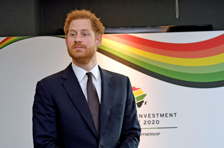 Prince Harry accused of ‘snub’ to queen