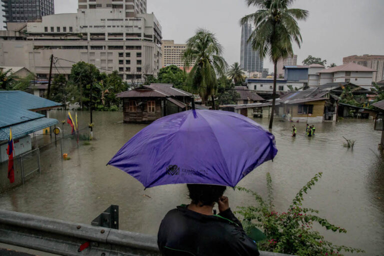 MetMalaysia warns of flash floods until mid-May as Malaysia goes through monsoon transition