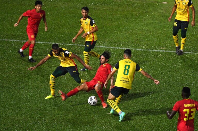 Former national footballer Khalid Ali tells Selangor FC to change coach if performance still same