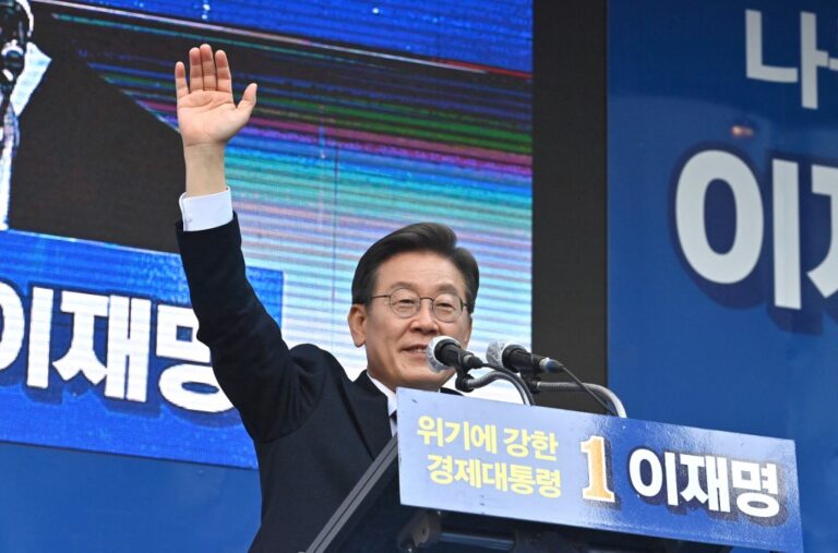 Anti-feminist or foul-mouthed liberal? South Korea to pick new president
