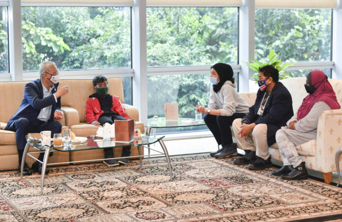 PM: Evacuation mission of Malaysians from Ukraine successful