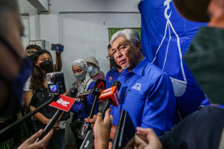 Why extend MoU with Pakatan? Let's go for GE15 now while 'feel good factor' is with BN, Zahid tells Putrajaya
