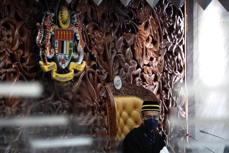 Dewan Rakyat Speaker says ‘narrative’ Azam Baki refused to appear before Select Committee inaccurate