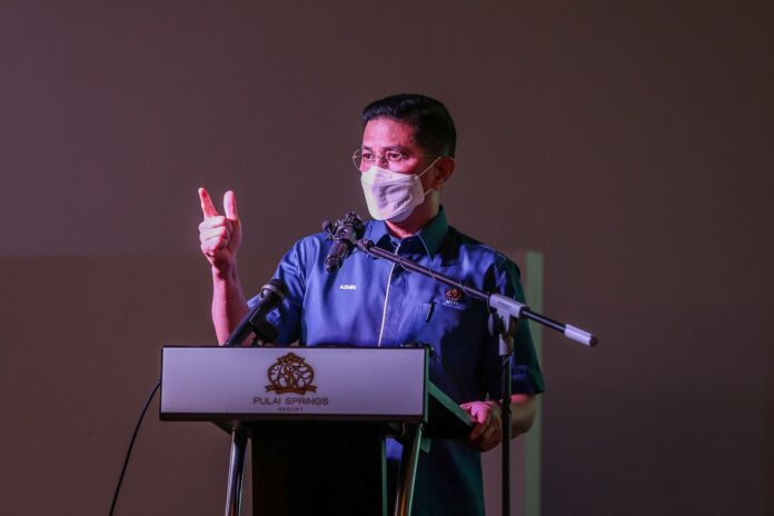 Azmin says 1MDB debt did affect country's financial position, individuals claiming otherwise just trying to be in power