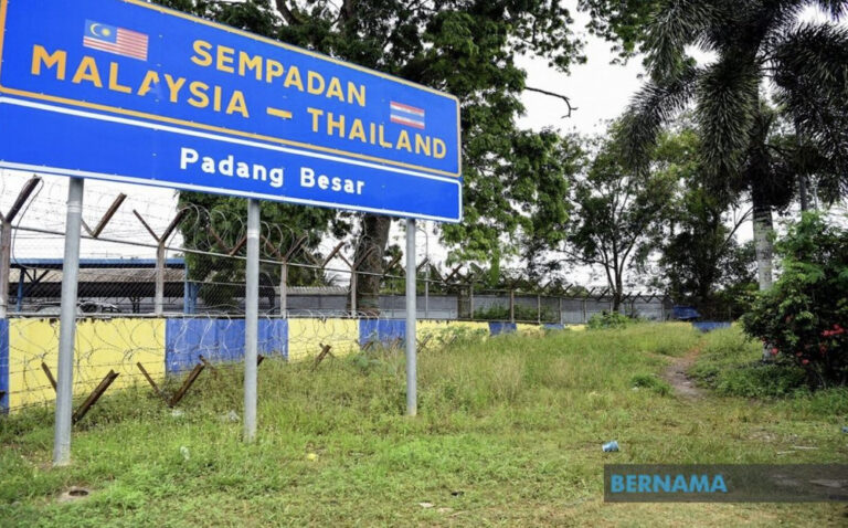 Thailand-Malaysia land border entry SOPs guarantee public health, says Songkhla deputy governor
