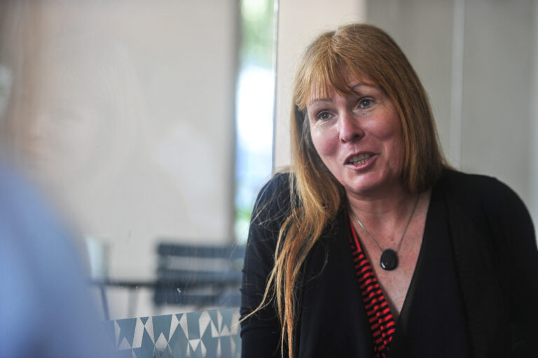 Court dismisses Sarawak Report editor’s bid to stay hearing of Sultanah Nur Zahirah’s suit