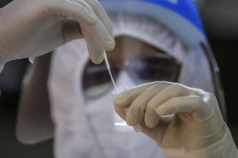 Malaysia records increase in new Covid-19 cases with 26,534 infections, 95 deaths