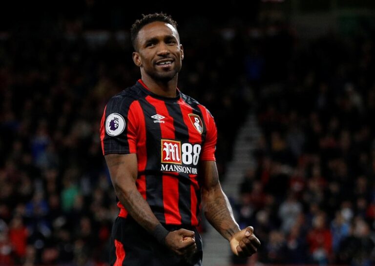 Former Spurs and England star Jermain Defoe retires
