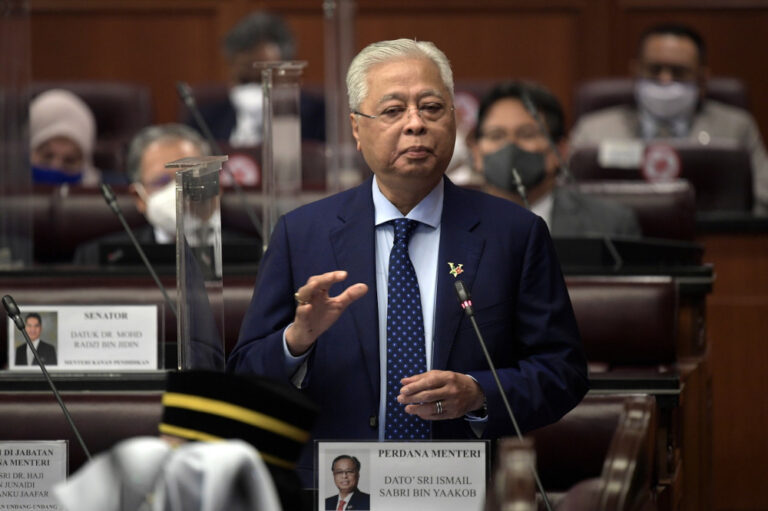 PM promises anti-party hopping Bill to be tabled in special Parliament sitting during Ramadan, says DAP sec-gen