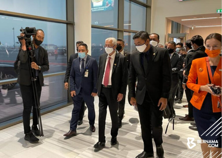 PM arrives in UAE for three-day official visit