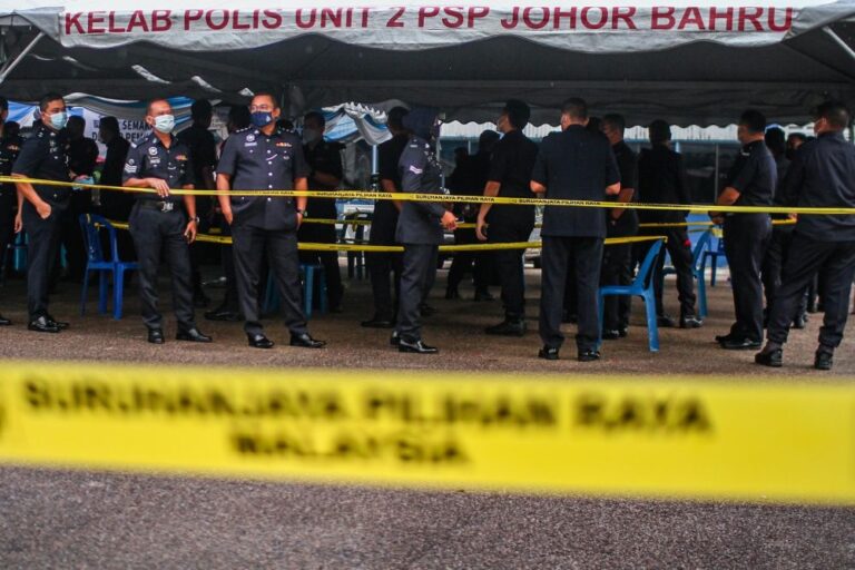 Johor polls: 81pc turnout for early voting as at 3pm, say police