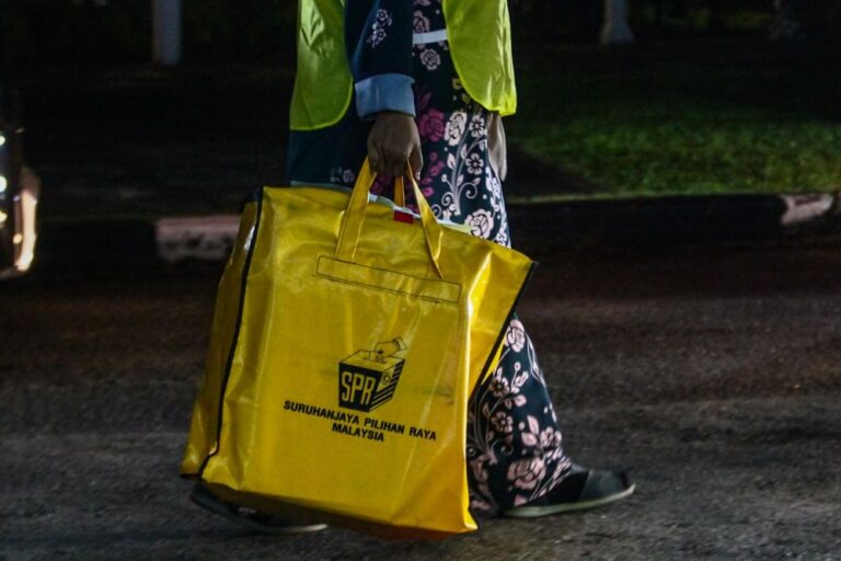 No plans to allow postal voting for Sabah, Sarawak, deputy minister tells Parliament