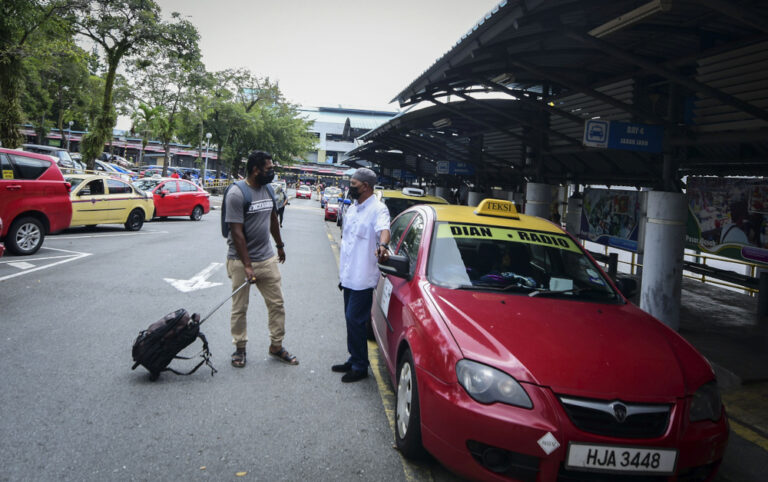 Malaysia’s border reopening: JB-Singapore taxi drivers breathe a sigh of relief
