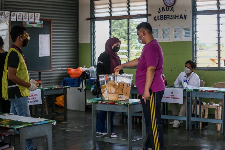 Bersih 2.0: 71 election offences committed by political parties contesting in Johor state election, BN tops list at 33