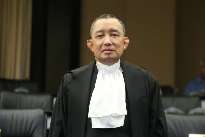 Malaysian Bar chief urges PM not to delay announcement on AG as clock ticks to Idrus Harun's last day today