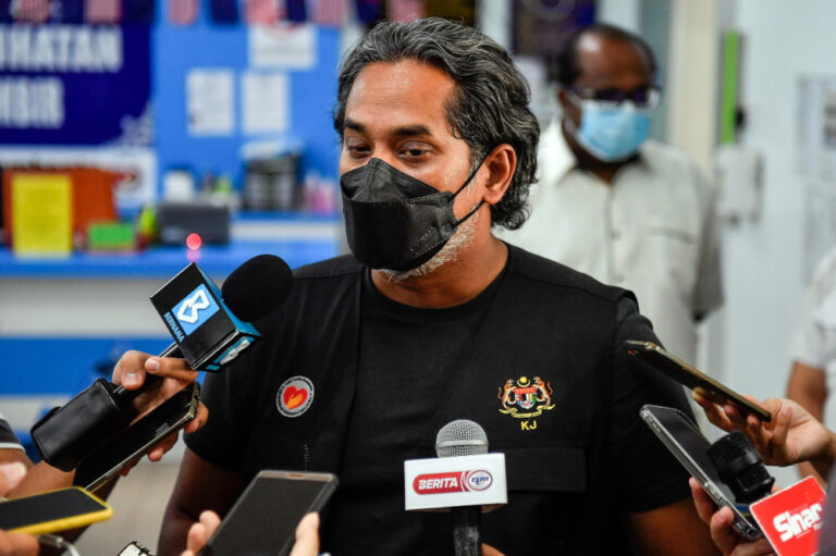 Johor polls: Health Ministry issued 42 compounds for SOP violations, including five to Najib, says Khairy