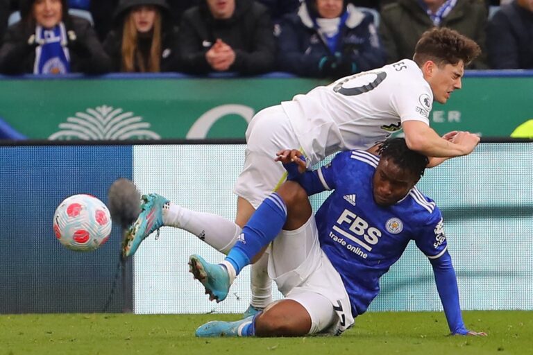 Leeds beaten by Leicester in Marsch’s first game as boss