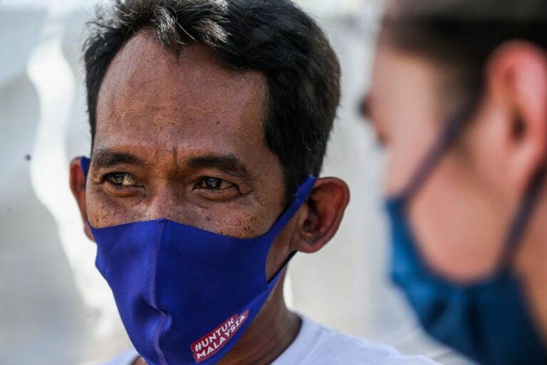 Johor polls: In race for Johor, Pejuang’s dependency on Dr Mahathir a double-edged sword